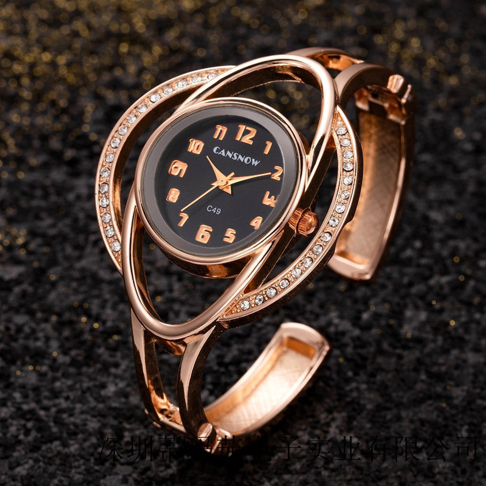 Fashion Temperament Ladies  Buckle Steel Band Quartz Bracelet